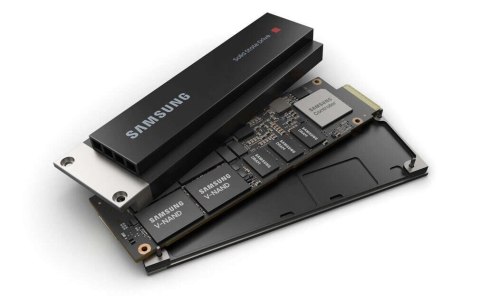 Dysk SSD Samsung PM1743 3.84TB E3.S NVMe PCIe 5.0 MZ3LO3T8HCJR-00A07 (DPWD 1)